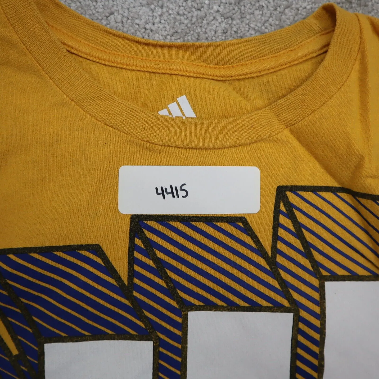 Adidas T-Shirt Youth Boys Large Yellow Short Sleeves Graphic Sports T-shirt