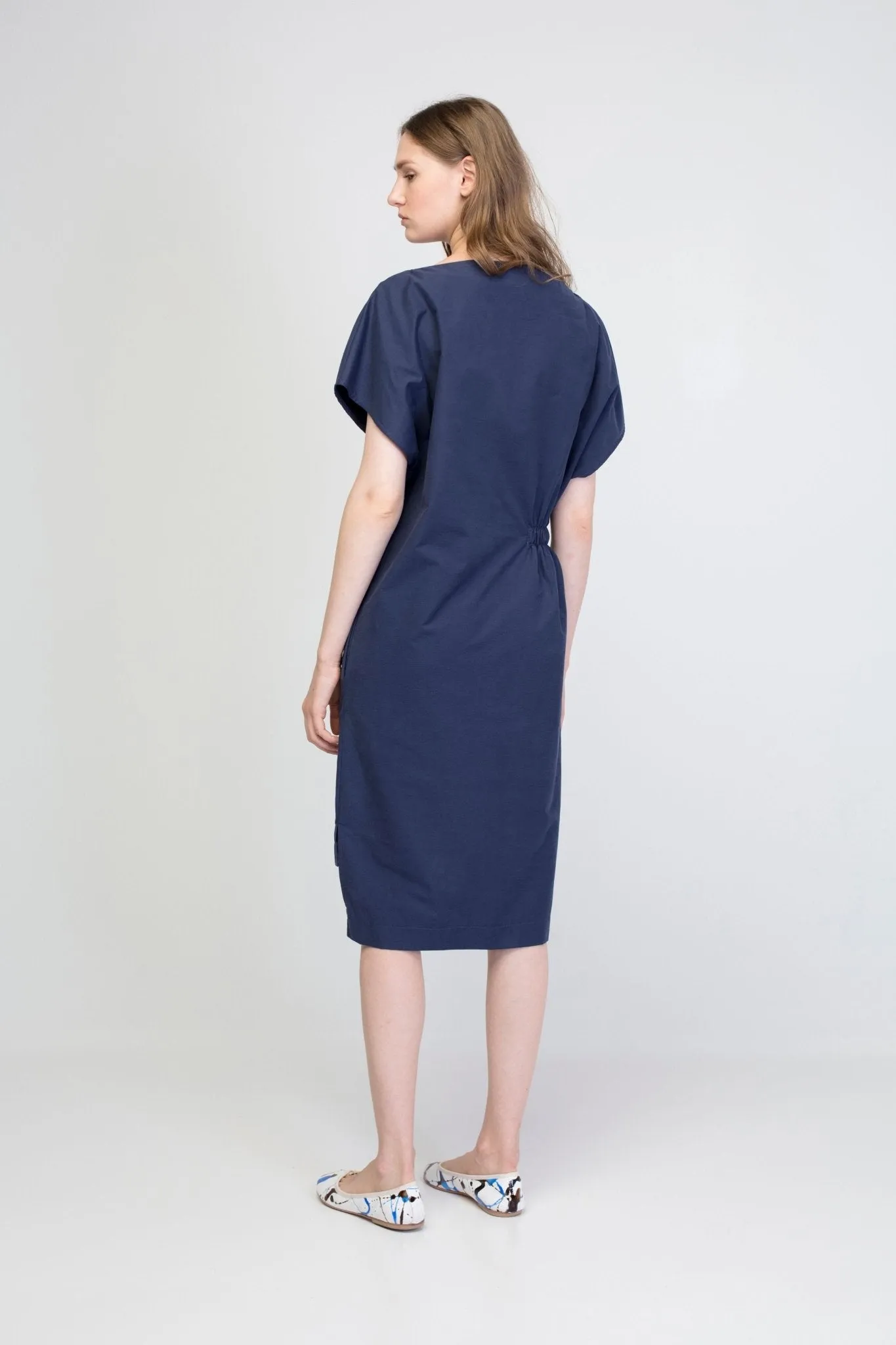 Minimalist midi  dress with a gathering/cotton/cupro