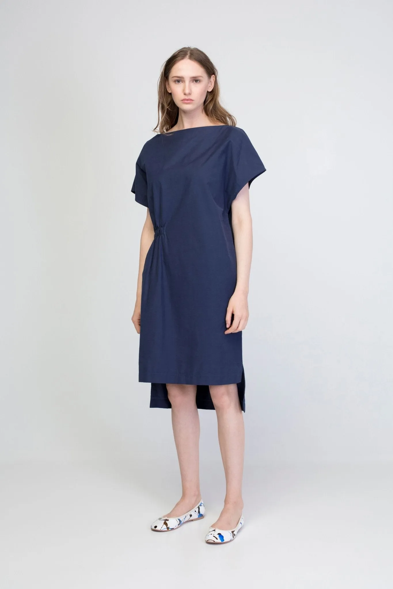 Minimalist midi  dress with a gathering/cotton/cupro